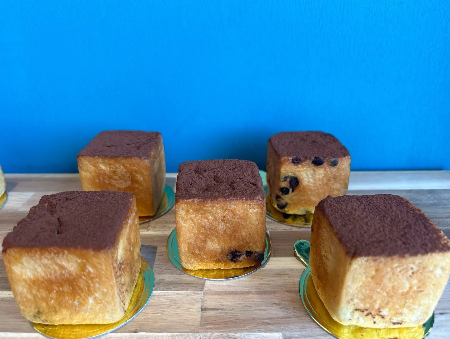 シュークリームに続く?真四角のパンができました🍞