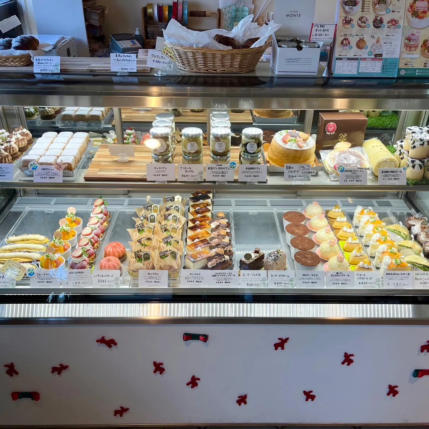 皆さまお待ちかねのいちごがスタート🍓🍓🍓