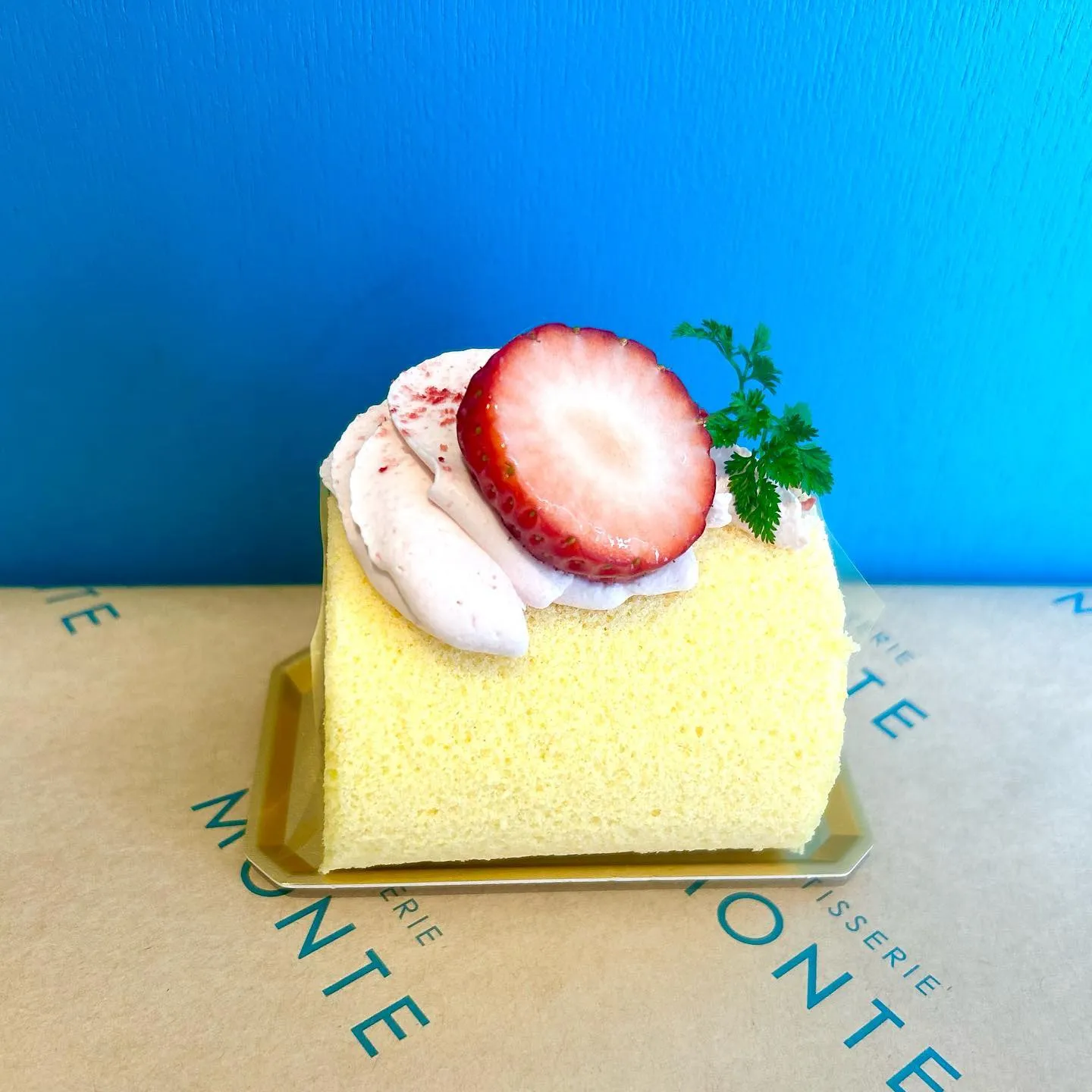 ロールケーキフェア2日目です🍓
