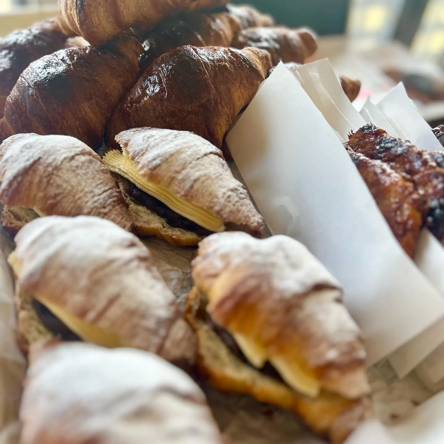 クルンジ並んでいます🥐