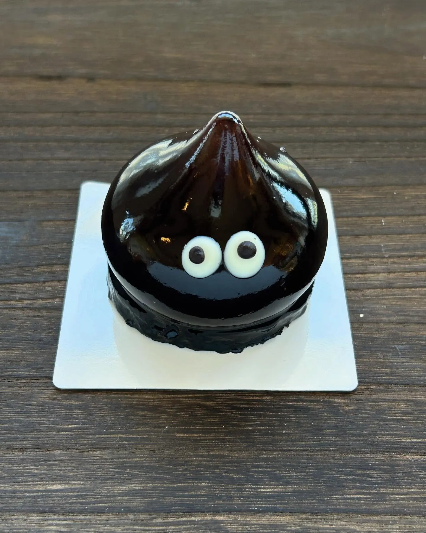 モンテのモンスターケーキ👾